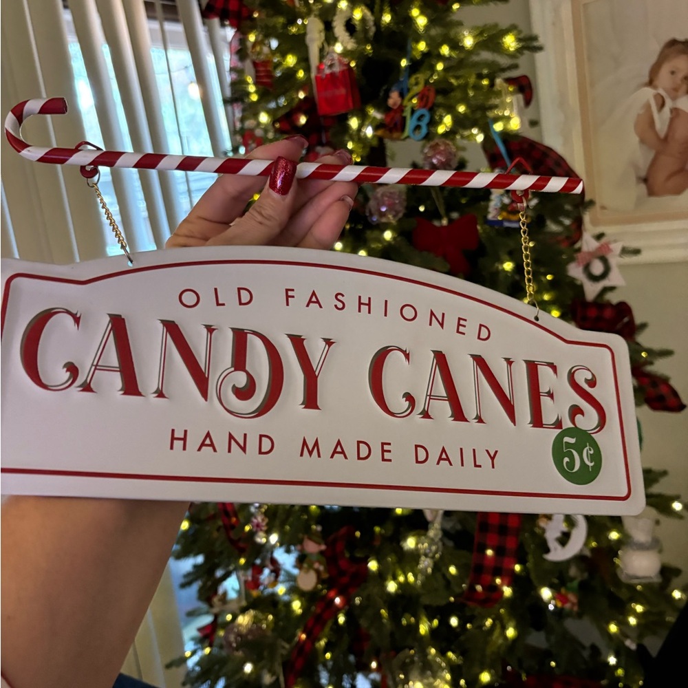 Old Fashioned Candy Canes Sign - Red and White